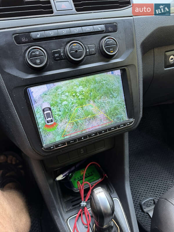 Минивэн Volkswagen Caddy 2016 в Хмельницком