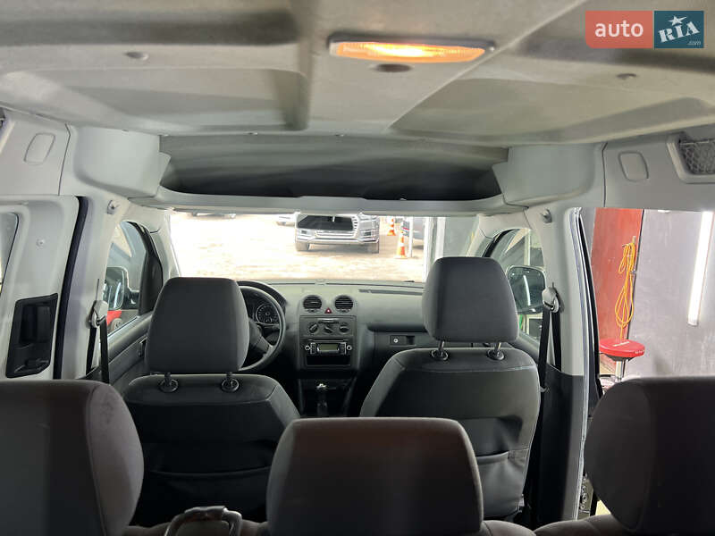 Минивэн Volkswagen Caddy 2011 в Львове