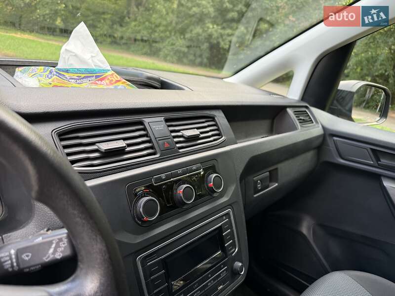 Минивэн Volkswagen Caddy 2016 в Харькове
