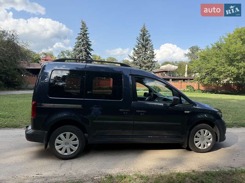 Минивэн Volkswagen Caddy 2016 в Харькове