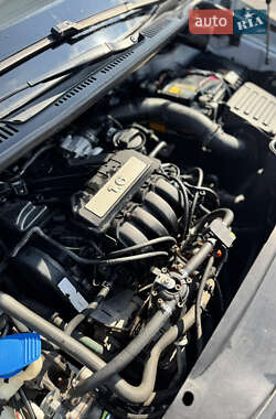 Минивэн Volkswagen Caddy 2008 в 