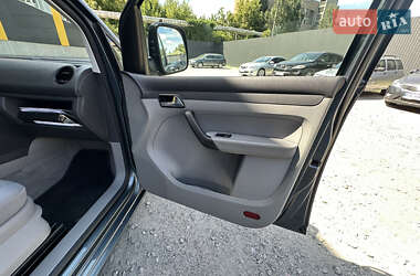 Минивэн Volkswagen Caddy 2006 в 