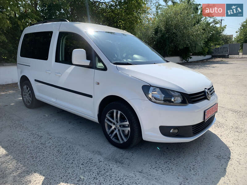 Минивэн Volkswagen Caddy 2014 в Сваляве