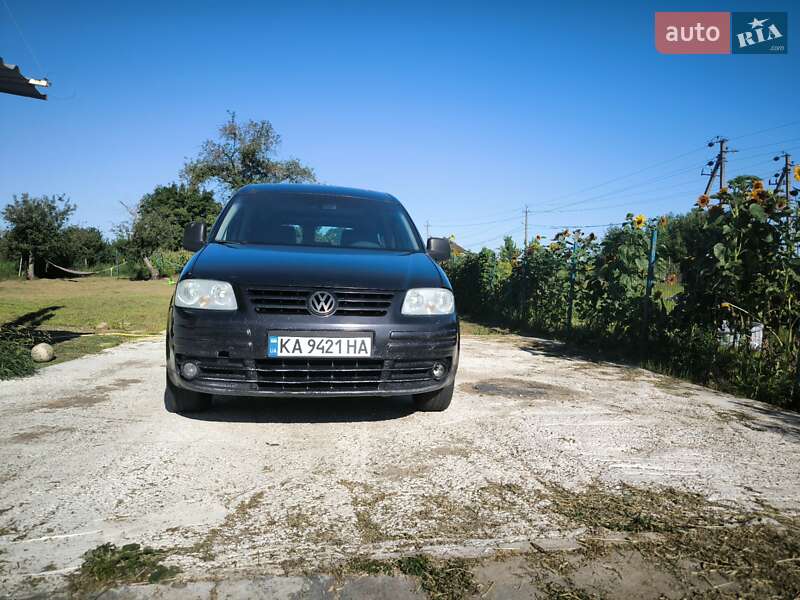 Минивэн Volkswagen Caddy 2006 в Киеве