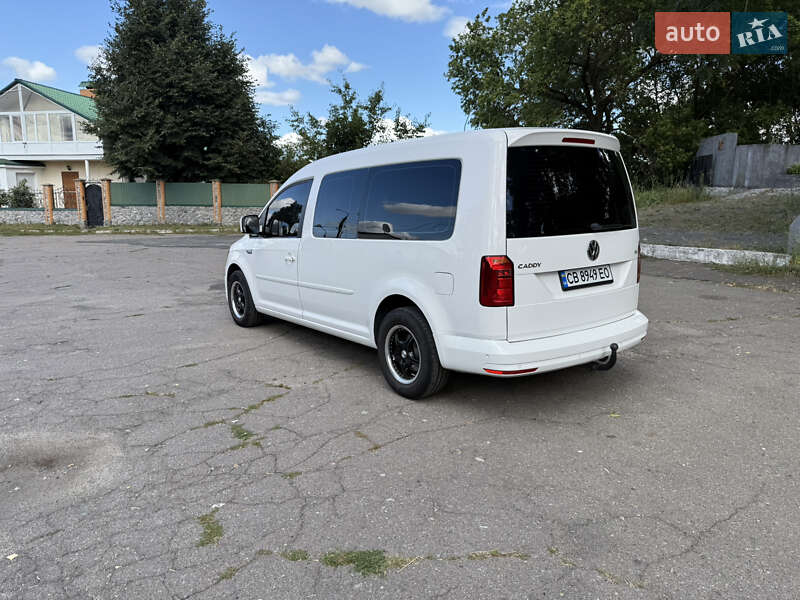 Минивэн Volkswagen Caddy 2016 в Киеве