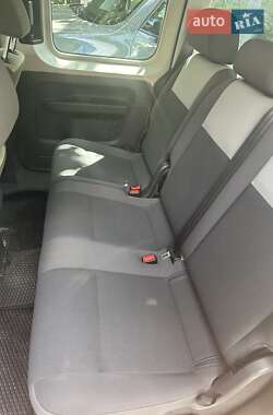 Мінівен Volkswagen Caddy 2011 в 