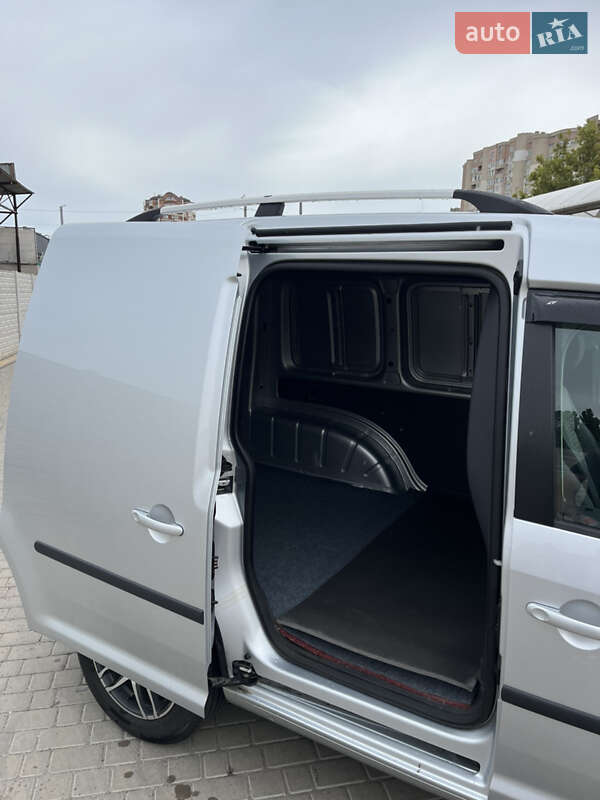 Грузовой фургон Volkswagen Caddy 2013 в Одессе
