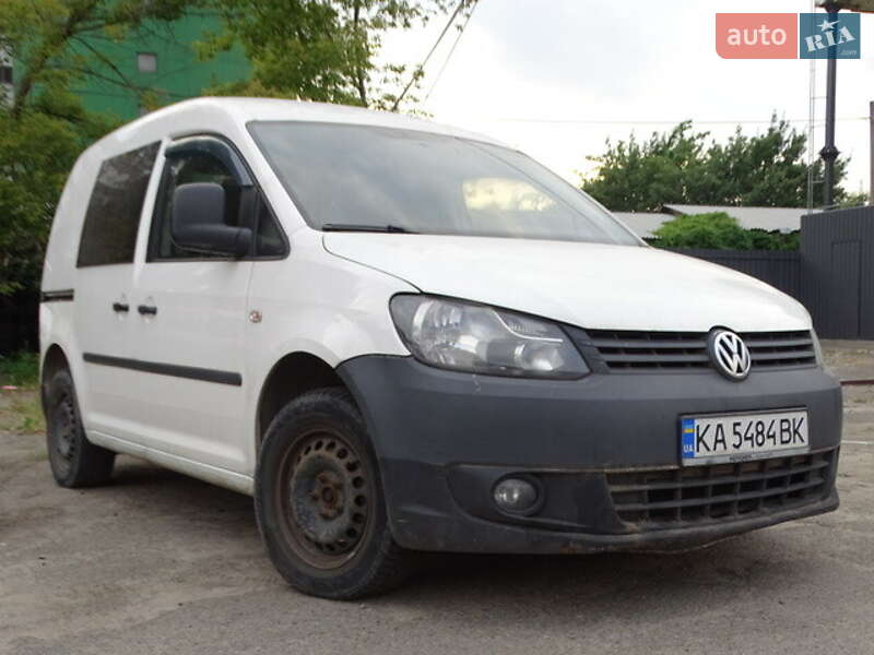 Мінівен Volkswagen Caddy 2010 в Києві