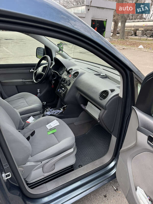 Мінівен Volkswagen Caddy 2005 в Києві