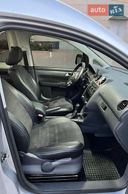 Минивэн Volkswagen Caddy 2015 в 