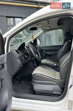 Минивэн Volkswagen Caddy 2011 в 