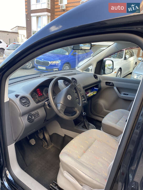 Минивэн Volkswagen Caddy 2010 в Житомире