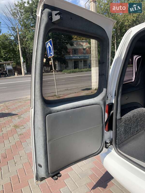 Минивэн Volkswagen Caddy 2007 в Виннице