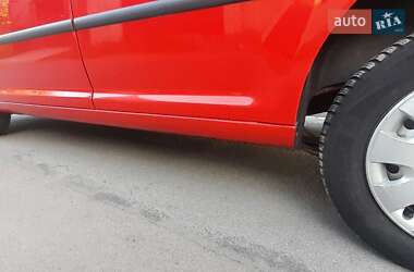 Минивэн Volkswagen Caddy 2006 в 