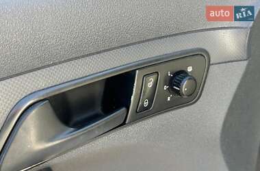 Минивэн Volkswagen Caddy 2012 в 