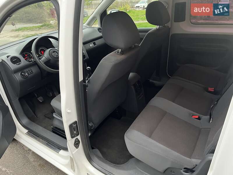 Минивэн Volkswagen Caddy 2013 в Киеве фото 11 Минивэн Volkswagen Caddy 2013 в Киеве
