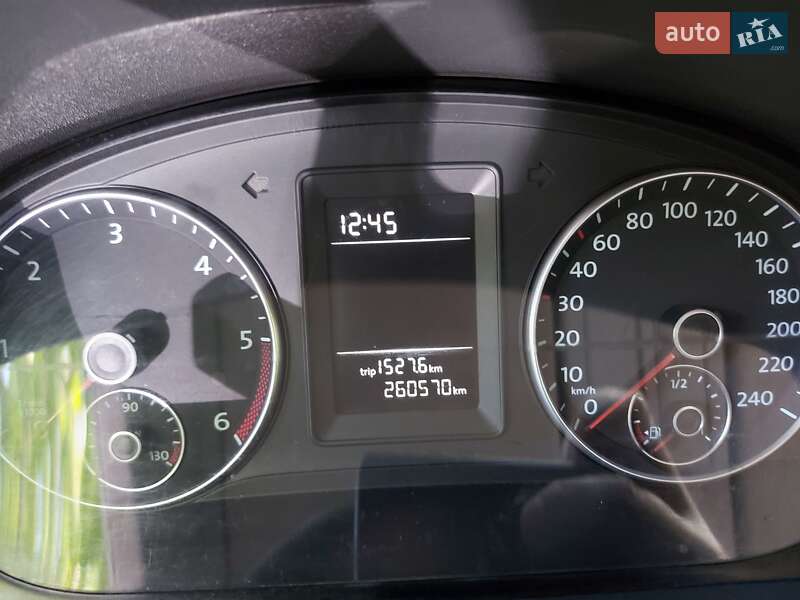 Минивэн Volkswagen Caddy 2011 в Черновцах