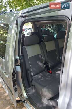 Минивэн Volkswagen Caddy 2011 в 