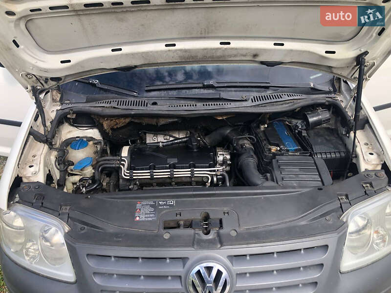Минивэн Volkswagen Caddy 2007 в Киеве
