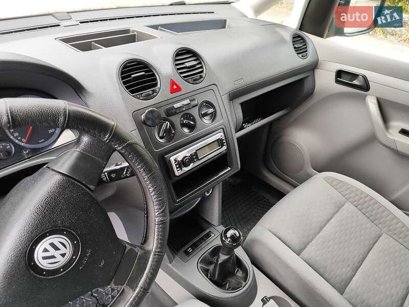 Минивэн Volkswagen Caddy 2008 в Трускавце