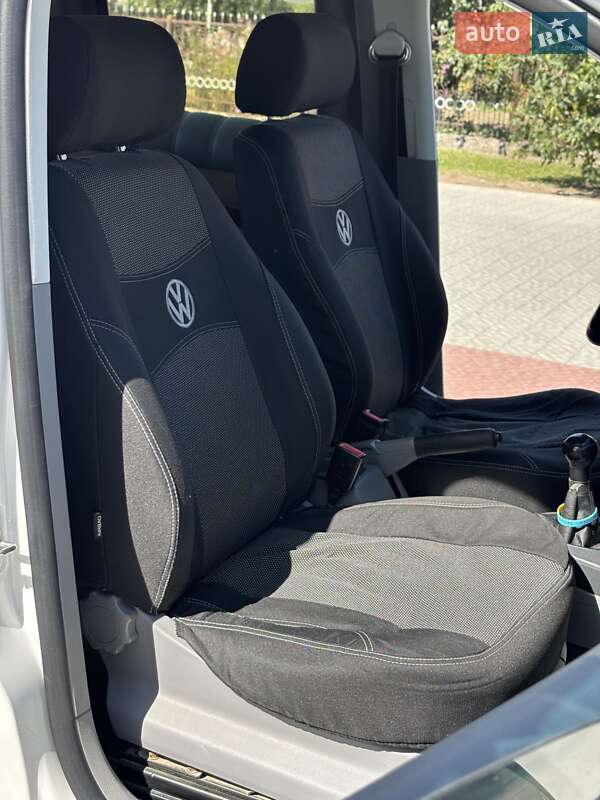 Минивэн Volkswagen Caddy 2010 в Гусятине фото 27 Минивэн Volkswagen Caddy 2010 в Гусятине