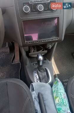 Минивэн Volkswagen Caddy 2013 в 