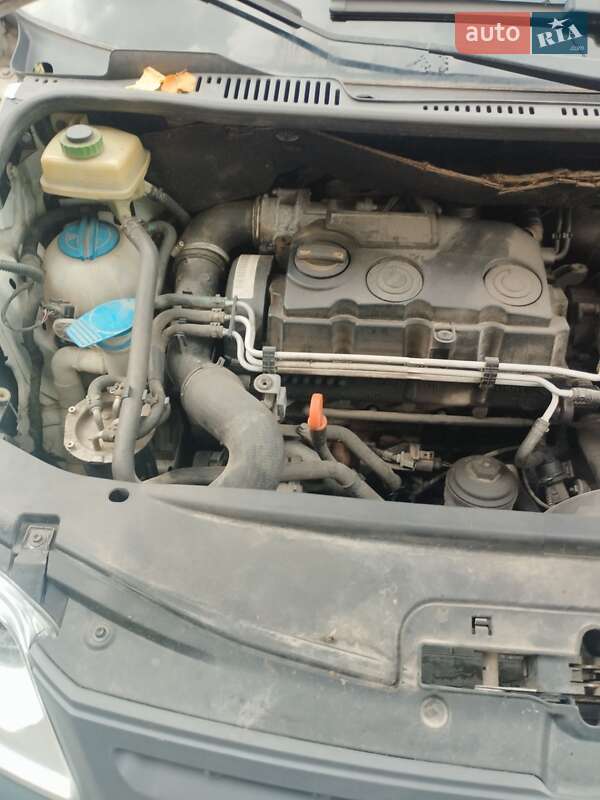 Мінівен Volkswagen Caddy 2010 в Жмеринці