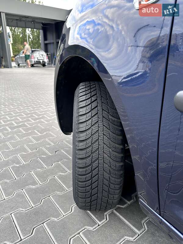 Мінівен Volkswagen Caddy 2013 в Вінниці