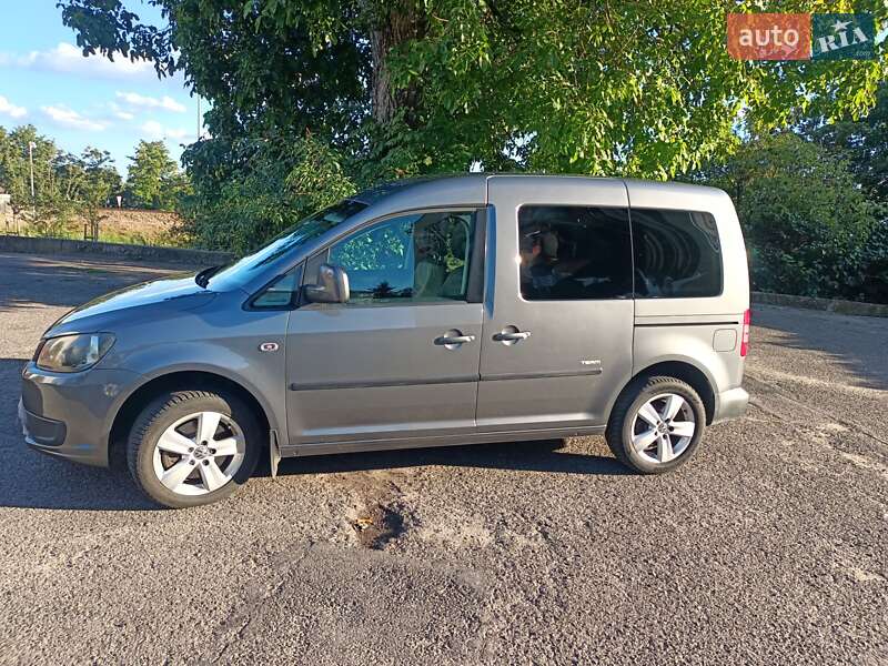 Минивэн Volkswagen Caddy 2015 в Харькове