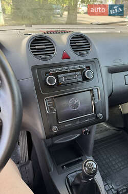 Минивэн Volkswagen Caddy 2011 в 