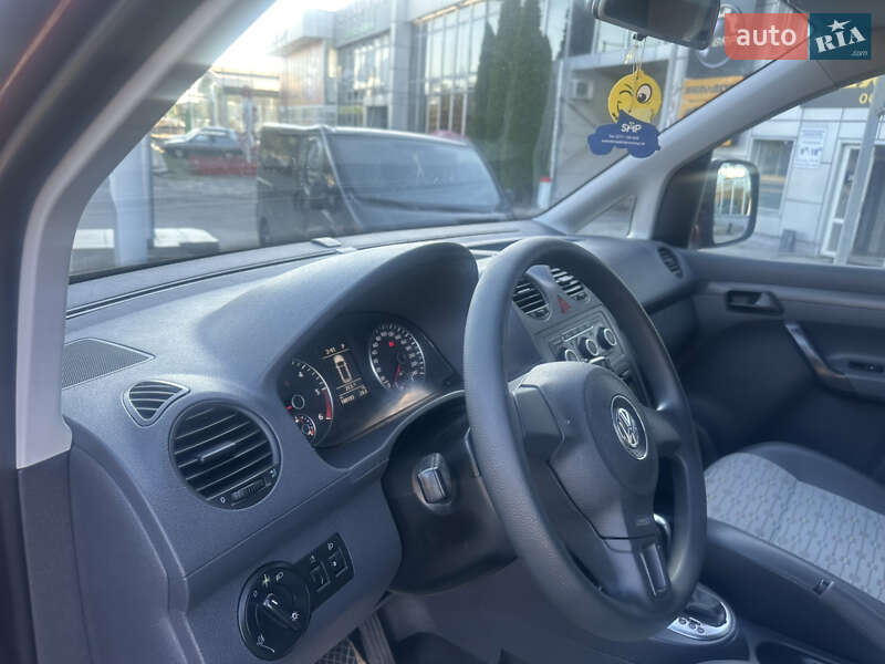 Грузовой фургон Volkswagen Caddy 2011 в Житомире