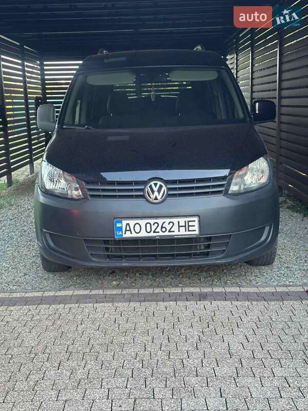Минивэн Volkswagen Caddy 2013 в Виноградове