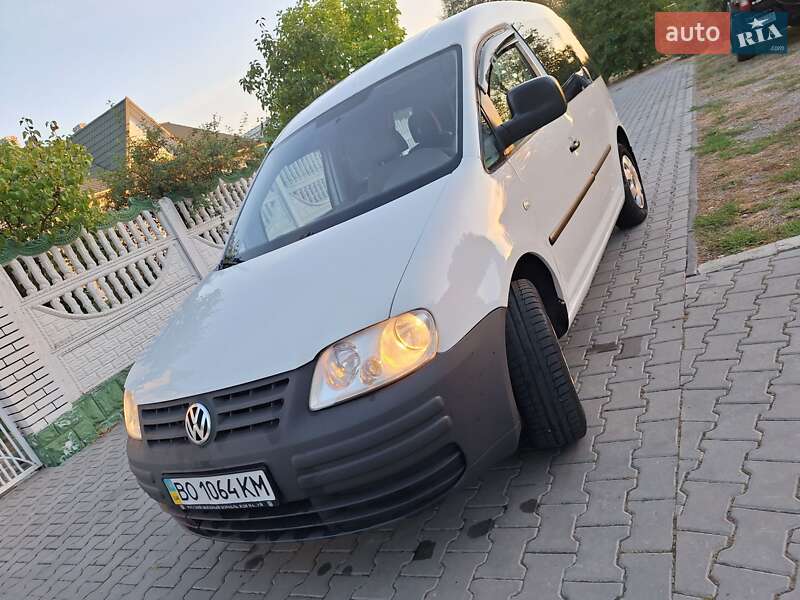 Минивэн Volkswagen Caddy 2007 в Черновцах