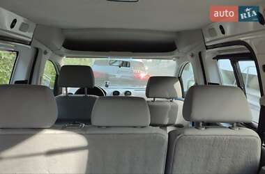 Минивэн Volkswagen Caddy 2010 в 