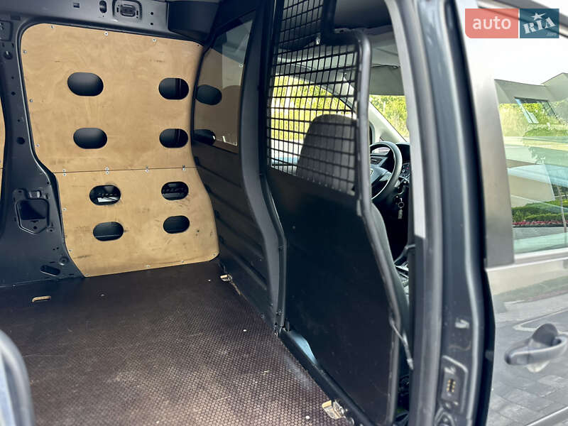Другие грузовики Volkswagen Caddy 2016 в Ужгороде
