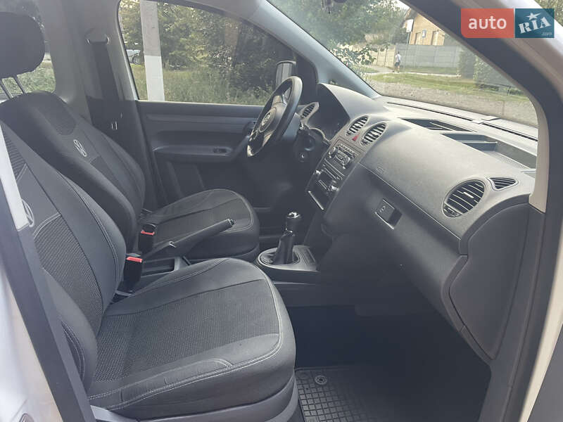 Мінівен Volkswagen Caddy 2015 в Харкові