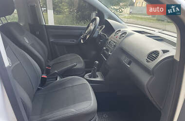 Мінівен Volkswagen Caddy 2015 в 