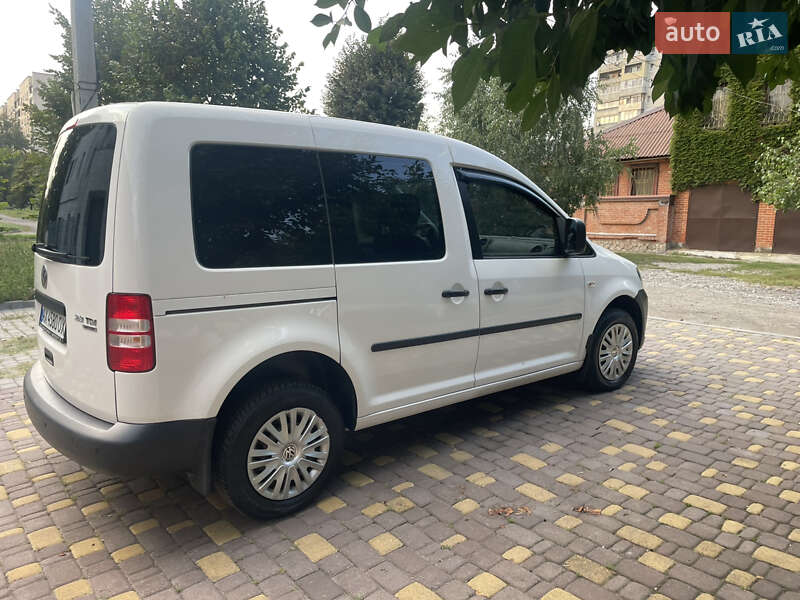 Мінівен Volkswagen Caddy 2015 в Харкові