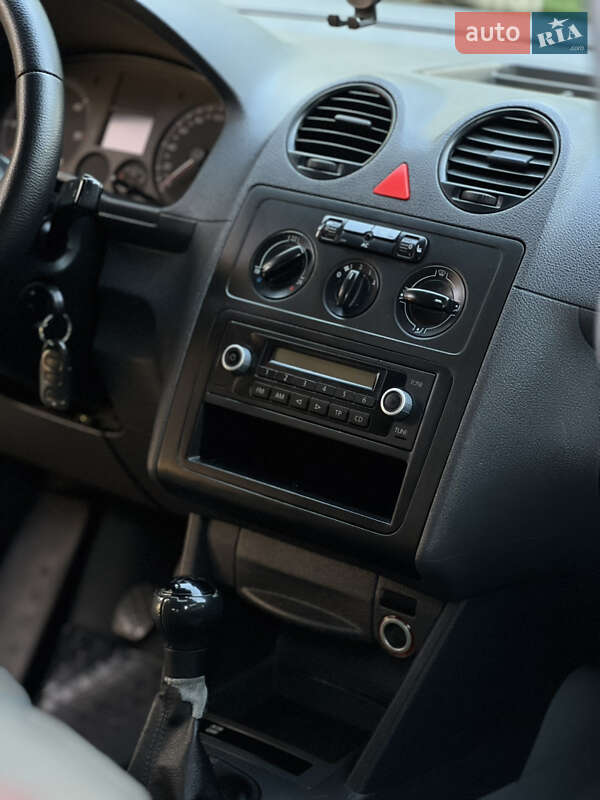 Минивэн Volkswagen Caddy 2007 в Львове