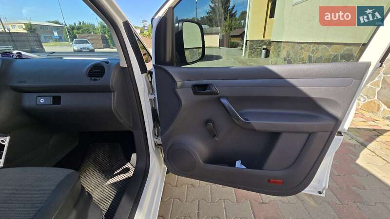 Минивэн Volkswagen Caddy 2011 в Дунаевцах фото 7 Минивэн Volkswagen Caddy 2011 в Дунаевцах