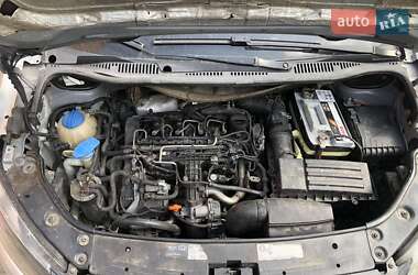 Грузопассажирский фургон Volkswagen Caddy 2012 в 
