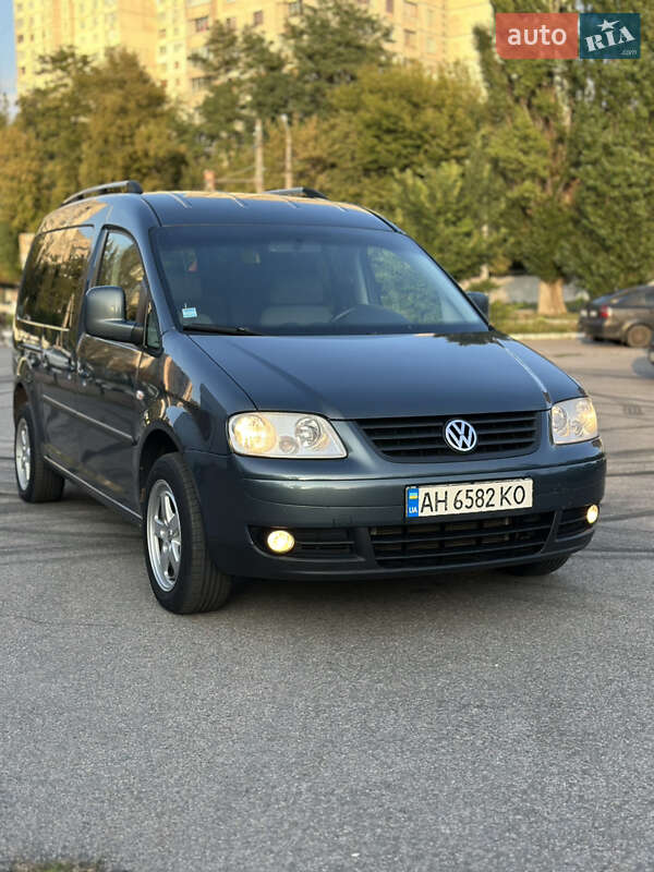 Volkswagen Caddy 2010
