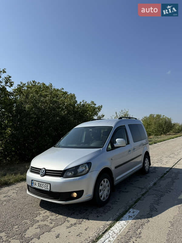 Минивэн Volkswagen Caddy 2015 в Кропивницком