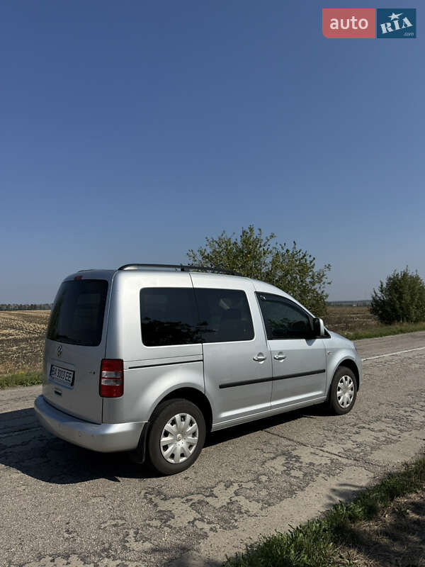 Минивэн Volkswagen Caddy 2015 в Кропивницком