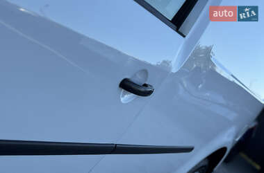 Грузовой фургон Volkswagen Caddy 2013 в 