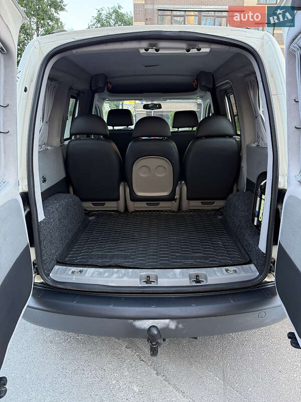 Минивэн Volkswagen Caddy 2009 в Чернигове