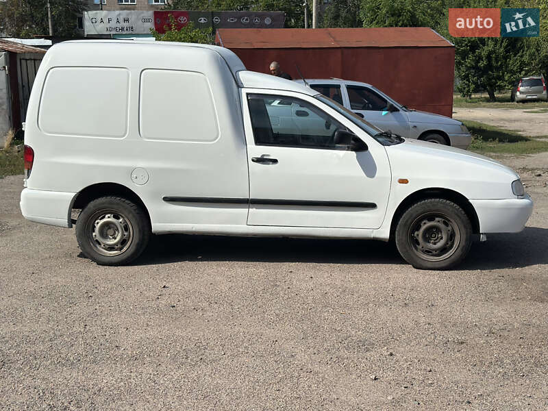 Грузовой фургон Volkswagen Caddy 1999 в Черкассах