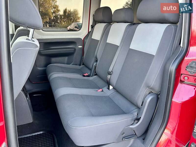 Мінівен Volkswagen Caddy 2014 в Києві