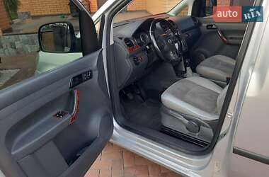 Минивэн Volkswagen Caddy 2011 в 