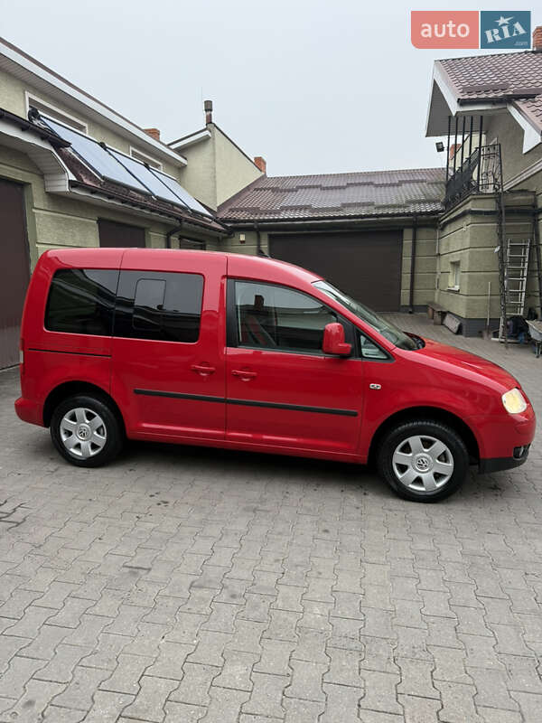 Минивэн Volkswagen Caddy 2009 в Владимире